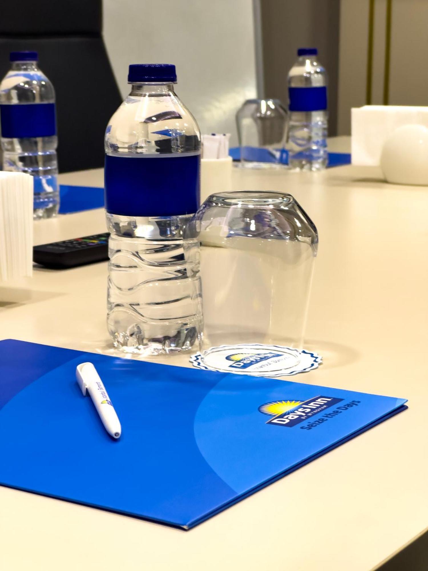 Days Inn By Wyndham Istanbul Bomonti المظهر الخارجي الصورة