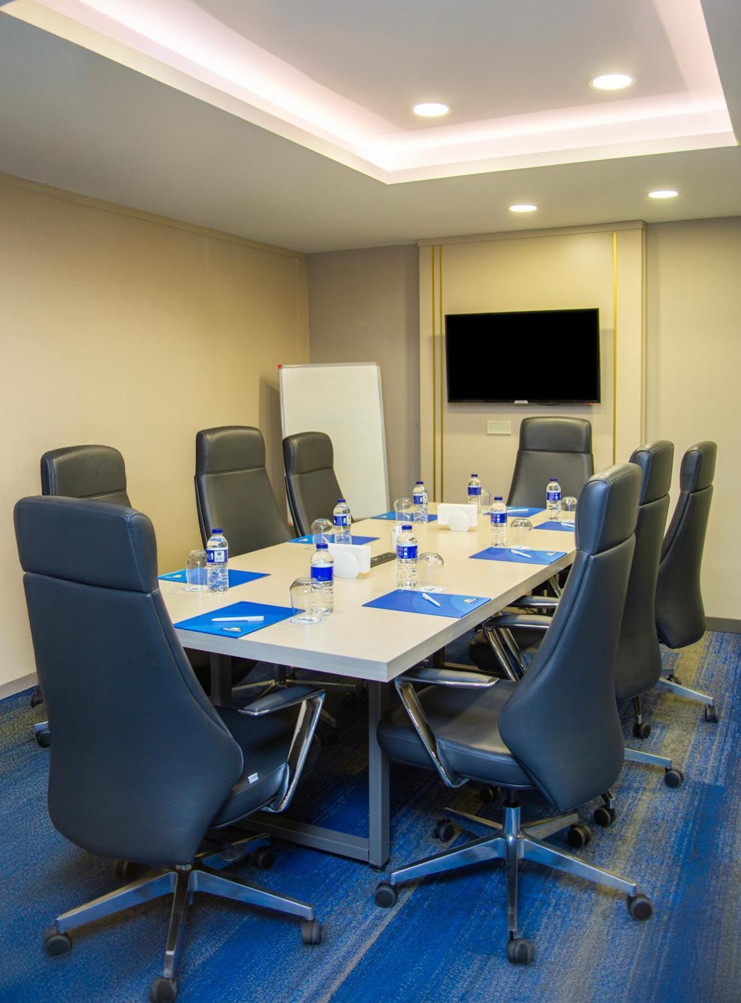 Days Inn By Wyndham Istanbul Bomonti المظهر الخارجي الصورة